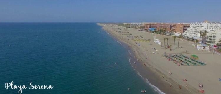 Apartamentos Deluxe Roquetas De Mar Con Golf Y Piscina Climatizada, Parking Privado Vícar Eksteriør billede